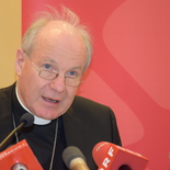 Kardinal Christoph Schönborn bei der Pressekonferenz zur Frühjahrsvollversammlung der Bischöfe 2016 am 11. März in Wien
