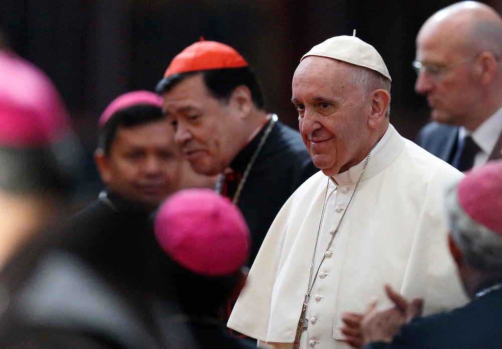 Papst Franziskus in Mexiko / Copyright 2016, KNA. Alle Rechte vorbehalten, Paul Haring Papst Franziskus bei der Ankunft zu einem Treffen mit mexikanischen Bischöfen in der Kathedrale von Mexiko-Stadt am 13. Februar 2016.