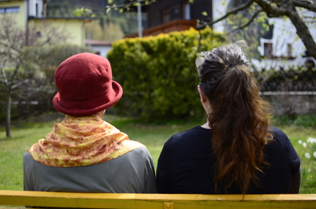 Tiroler Caritas-Patinnen für geflüchtete Frauen