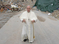 Papst Franziskus besucht Amatrice
