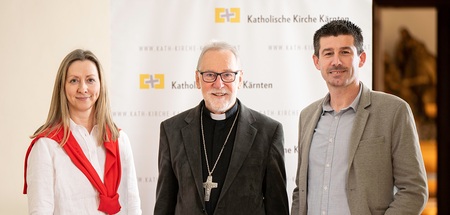 Bischof Marketz mit Diözesanpartnerschaft-Koordinatoren Marjana Vidović und Dragan Milišić 