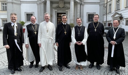 Abt Dessl: 'Klöster bleiben verlässliche Orte der Spiritualität'
