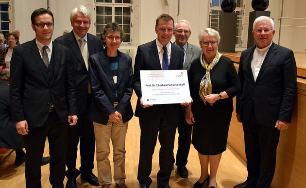 'Theologischer Preis' an Moraltheologen Eberhard Schockenhoff verliehen / / Henning Klingen / Kathpress