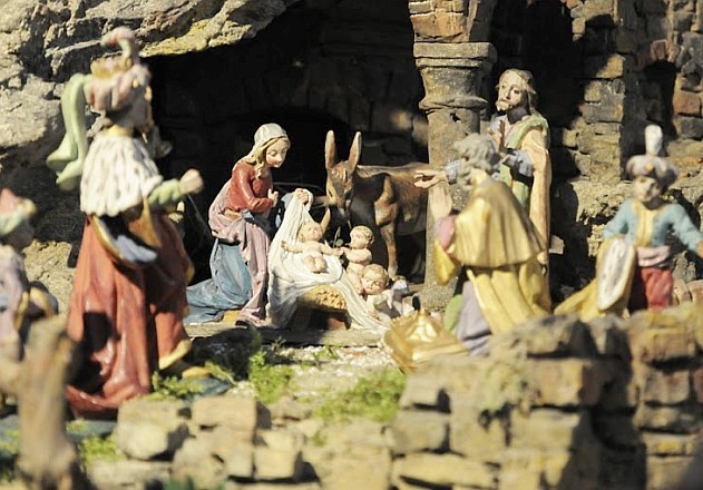 Krippenszene aus der Wiltener Weihnachtskrippe / Stift Wilten Schönborn: Bei Jesus den ersehnten Frieden finden