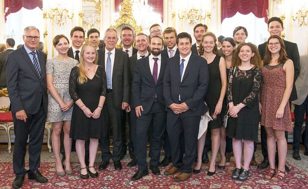 Volontariat bewegt / Van der Bellen / www.benedikt.land / Benedikt Hag Verabschiedung der Gedenk-, Sozial- und Friedensdienstleistenden aus dem Jahrgang 2017/18 durch Bundespräsident