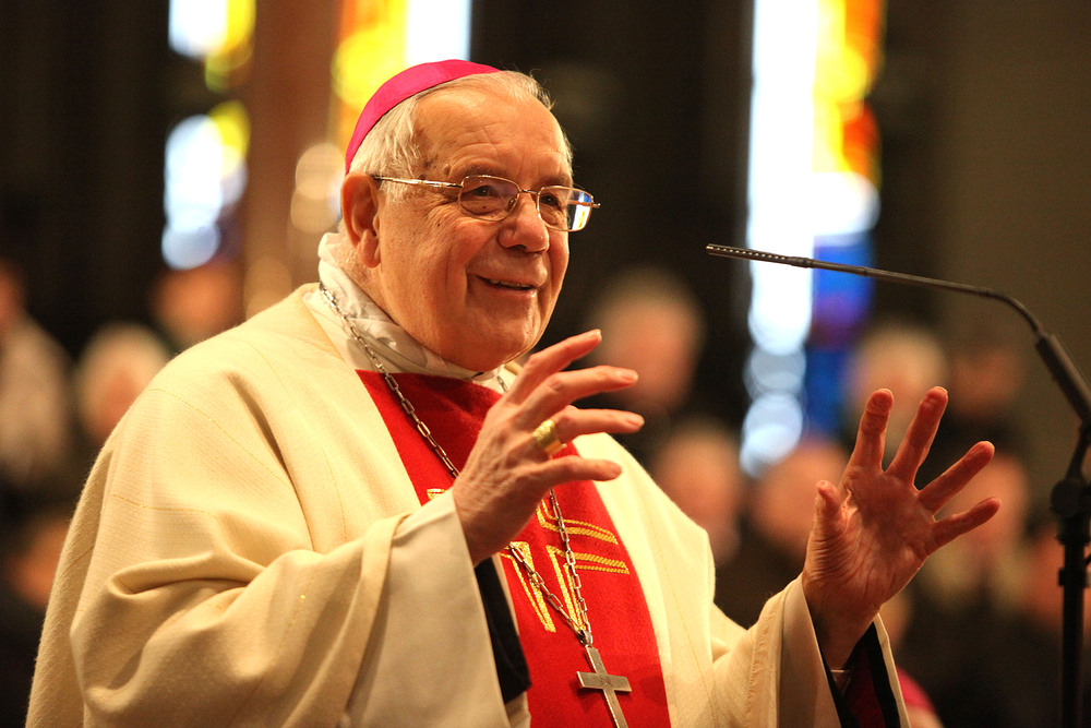 Maximilian Aichern,30 Jahre Bischofsweihe Maximilian Aichern / Diözese Linz / Hermann Wakolbinger Bischof Maximilian Aichern beim Dankgottesdienst anl?sslich 30 Jahre Bischofsweihe im Mariendom am 22. J?nner 2012.