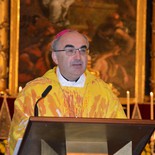 Bischof Wilhelm Krautwaschl (Graz) bei einem Gottesdienst im Rahmen der Herbstversammlung 2015 der österreichischen Bischofskonferenz im Stift Michaelbeuern