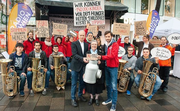 Michael Landau, Sr. Beatrix Mayhofer und Klaus Schwertner beim Caritas-Aktionstag / Stefanie Steindl