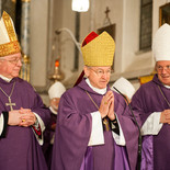 Nuntius Peter Stephan Zurbriggen, Erzbischof Alois Kothgasser (Salzburg), Kardinal Christoph Schönborn (Wien