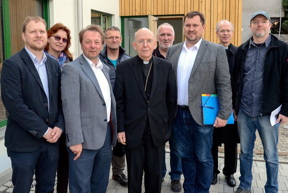 Bischof Klaus Küng und Caritasdirektor Hannes Ziselsberger zu Besuch im sozialökonomischen Betrieb GESA in St. Pölten (Gemeinnützige Sanierungs- und Beschäftigungs GmbH) mit den Geschäftsführern Johann Lechner und Matthias Zuser. / Caritas/Lahmer