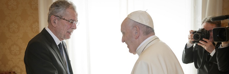 Offizieller Besuch des Herrn Bundespräsidenten Alexander Van der Bellen und von Frau Doris Schmidauer bei seiner Heiligkeit Papst Franziskus.