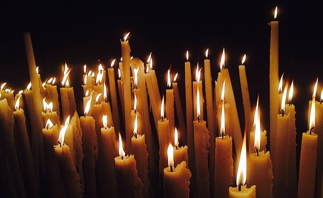 Kerzen in Lourdes / Paul Wuthe / Kathpress