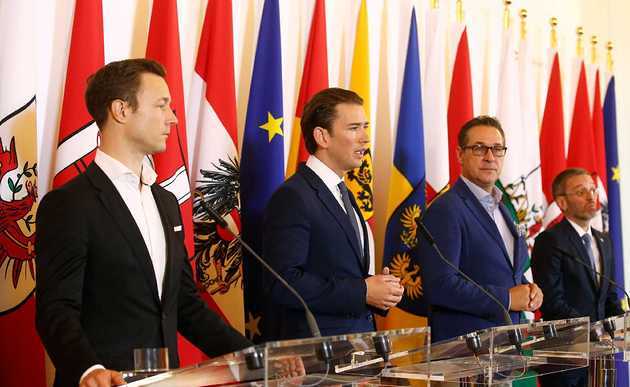 v.l: Minister Gernot Blümel, Bundeskanzler Sebastian Kurz, Vizekanzler Heinz-Christian Strache, Minster Herbert Kickl / BKA / Dragan Tatic