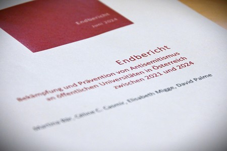 Antisemitismus-Prävention an Unis: Bericht zeigt Licht und Schatten