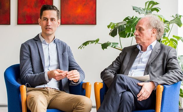 Jakob Reichenberger und Peter Braun, neuer und alter Direktor von St. Virgil Salzburg / Rupert Mühlbacher