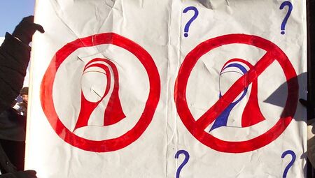 Universität Wien: Hochkarätige Fachtagung zum 'Mythos Kopftuch'