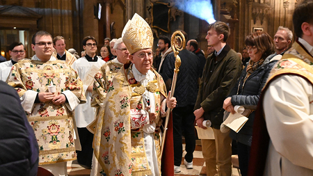 Bischof Klaus Küng bei Marienfeier 'Schutzfrau Österreichs' im Stephansdom