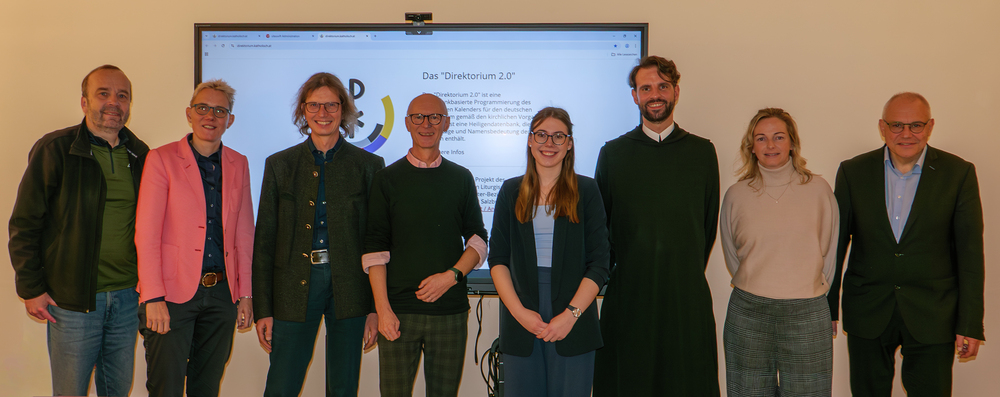 Team des 'Direktoriums 2.0' des Österreichischen Liturgischen Instituts (ÖLI) / Österreichisches Liturgisches Institut (ÖLI) v. l. fr. Andras Remler (Göttweig), Nicole Stockhoff (Münster), Markus Wittman (Eichstätt), Christoph Freilinger (ÖLI), Kristina Jansen (Münster), P. Johannes Feierabend (Leiter ÖLI), Katharina Hoos (Würzburg), Stephan Steger (Würzburg)