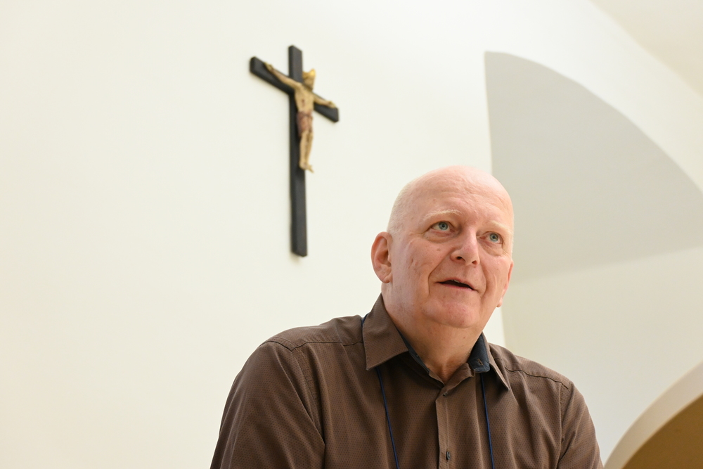 Hermann Weiskopf / Johannes Pernsteiner/Kathpress 'Ride back to Faith': Mit der Vespa auf Glaubenssuche im Heiligen Jahr